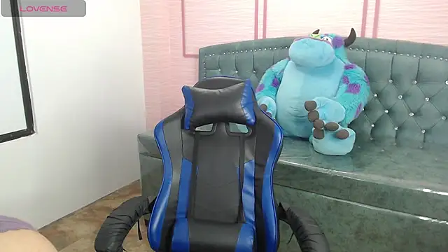 stephania t online show from 02.07.25