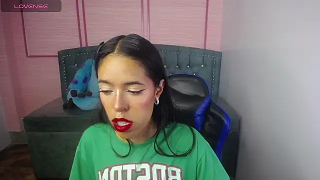 stephania t online show from 03.12.25