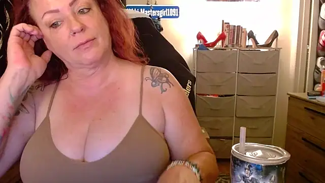 Snapshot of Nikkimastersgirl1091 chatting on 10.22.25 Nikkimastersgirl1091 online show from 10.22.25