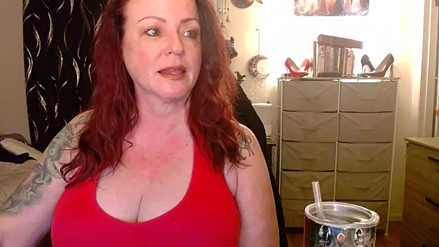 Nikkimastersgirl1091 online show from 02.14.26