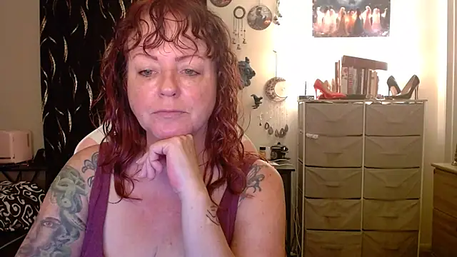 Nikkimastersgirl1091 online show from 04.01.26