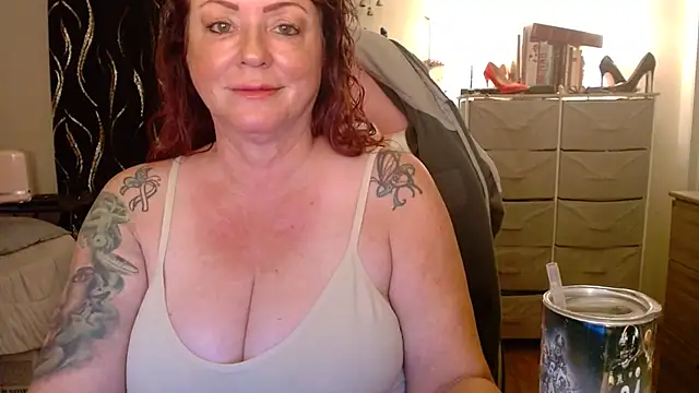 Nikkimastersgirl1091 online show from 04.30.26