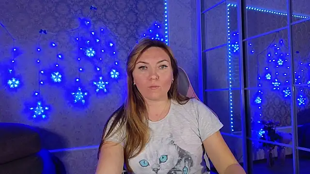 Snapshot of -DIVORA- chatting on 01.21.25 -DIVORA- online show from 01.21.25