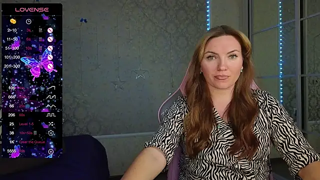 Snapshot of -DIVORA- chatting on 01.31.25 -DIVORA- online show from 01.31.25