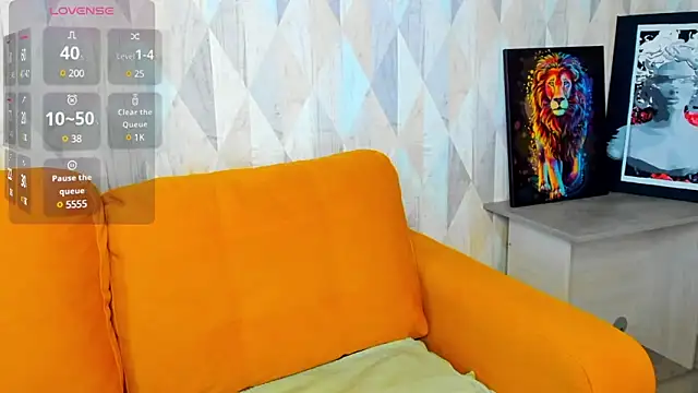 Snapshot of Michelle_Blond chatting on 02.03.25 Michelle Blond online show from 02.03.25