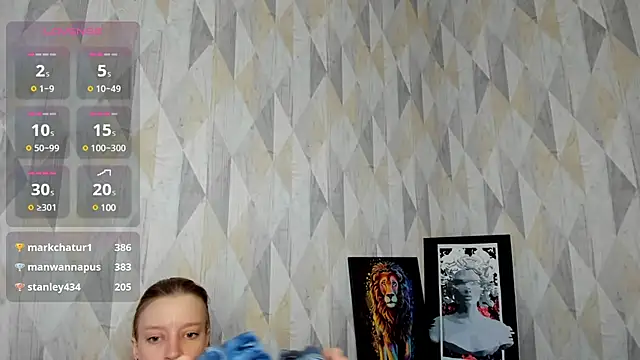 Snapshot of Michelle_Blond chatting on 02.16.25 Michelle Blond online show from 02.16.25