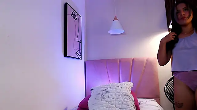 Sharlotte Milk online show from 02.05.25