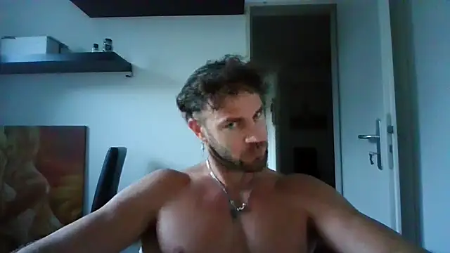 alpha-hunk online show from 09.15.25