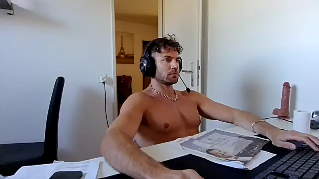 alpha-hunk online show from 04.08.26