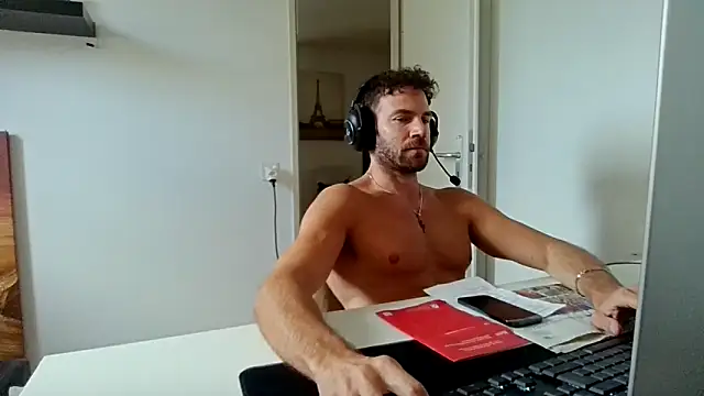 alpha-hunk online show from 06.06.26