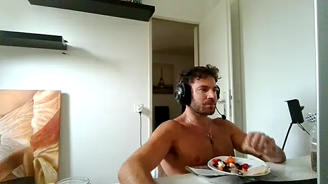 Snapshot of alpha-hunk chatting on 07.01.26 alpha-hunk online show from 07.01.26