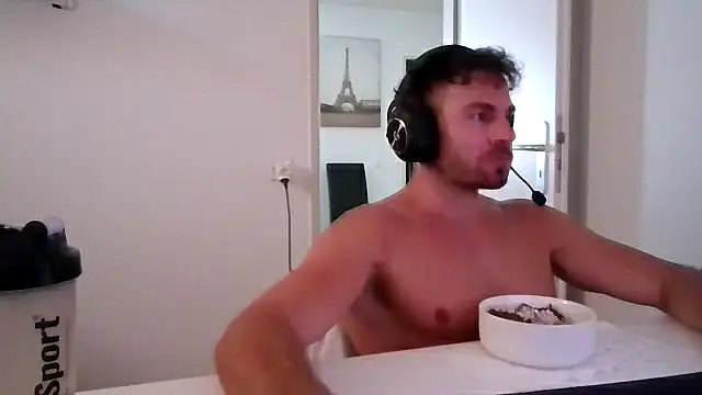 Snapshot of alpha-hunk chatting on 07.06.26 alpha-hunk online show from 07.06.26