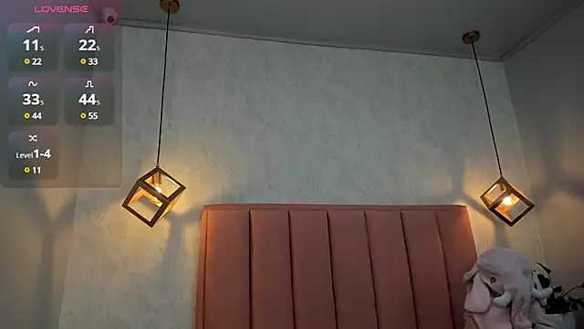 Snapshot of MAYROBERTSS chatting on 01.17.25 MAYROBERTSS online show from 01.17.25