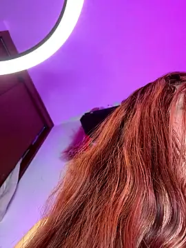 Snapshot of ariiel_ chatting on 01.15.26 ariiel online show from 01.15.26