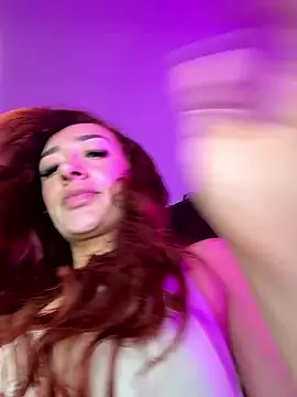 Snapshot of ariiel_ chatting on 01.18.26 ariiel online show from 01.18.26