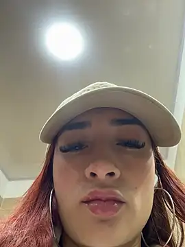 Snapshot of ariiel_ chatting on 02.12.26 ariiel online show from 02.12.26