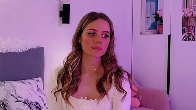 SIlviaBeyt online show from 01.19.25