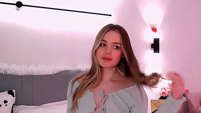 SIlviaBeyt online show from 02.23.25