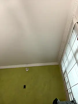 aurora divine online show from 12.21.25