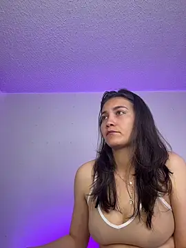 aurora divine online show from 04.24.26