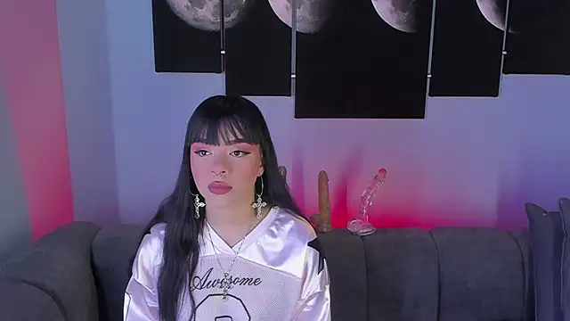 Snapshot of maddy_walker chatting on 01.07.25 maddy walker online show from 01.07.25