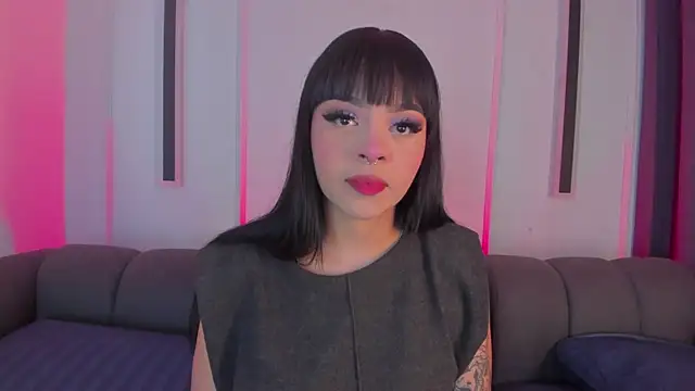 Snapshot of maddy_walker chatting on 09.21.25 maddy walker online show from 09.21.25