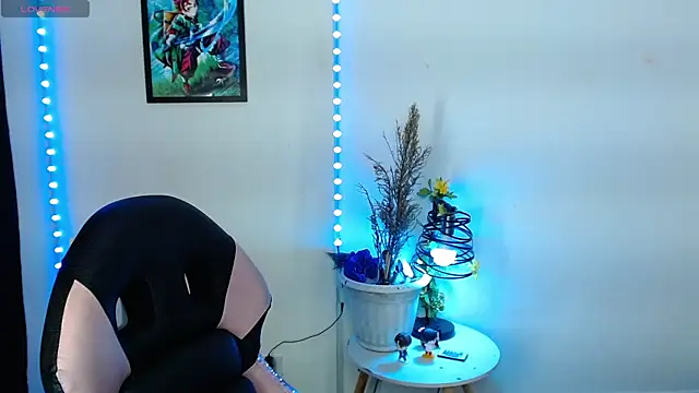 Snapshot of alexiaaross chatting on 07.12.26 alexiaaross online show from 07.12.26