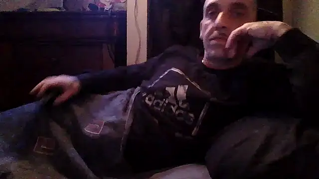 CandiedPompano online show from 10.03.25