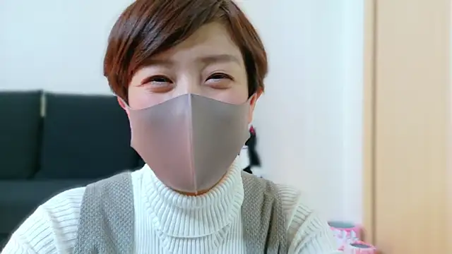 Risa 06 online show from 01.21.25