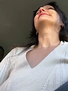 Snapshot of -OLYA- chatting on 03.04.25 -OLYA- online show from 03.04.25
