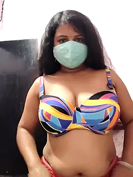 Snapshot of Dr_Chhaya chatting on 05.16.26 Dr Chhaya online show from 05.16.26