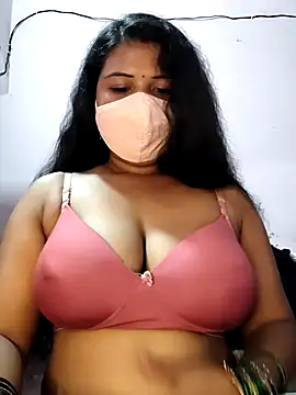 Snapshot of Dr_Chhaya chatting on 07.06.26 Dr Chhaya online show from 07.06.26