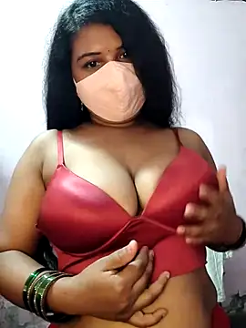 Snapshot of Dr_Chhaya chatting on 07.08.26 Dr Chhaya online show from 07.08.26