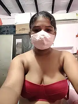 Snapshot of Dr_Chhaya chatting on 07.22.26 Dr Chhaya online show from 07.22.26