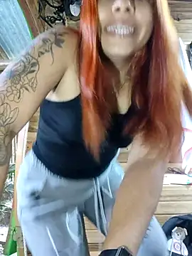 Caro kitty- online show from 02.14.25