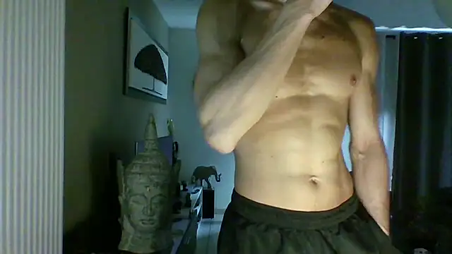 Snapshot of ApollonFit_x69 chatting on 03.10.25 ApollonFit x69 online show from 03.10.25