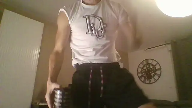 Snapshot of ApollonFit_x69 chatting on 09.30.25 ApollonFit x69 online show from 09.30.25