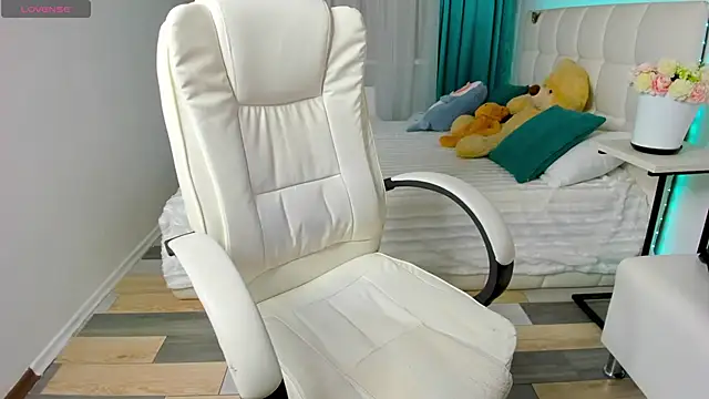 CooperAllana online show from 10.09.25