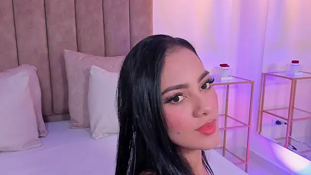 mallie quinn online show from 04.30.26