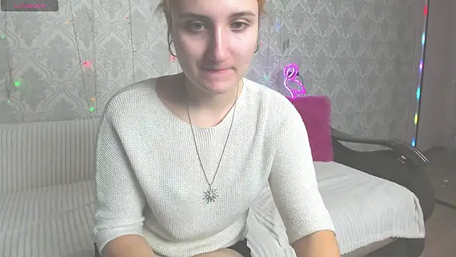 Snapshot of Miss_Elsa_ chatting on 03.04.25 Miss Elsa online show from 03.04.25