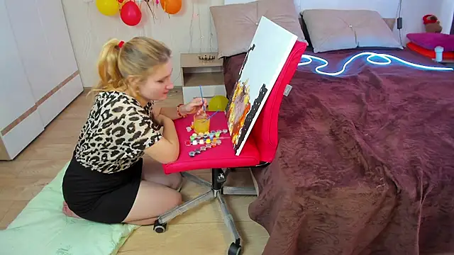 Snapshot of Miss_Elsa_ chatting on 03.17.25 Miss Elsa online show from 03.17.25