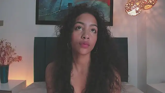 Snapshot of AntonellaHall_ chatting on 09.16.25 AntonellaHall online show from 09.16.25