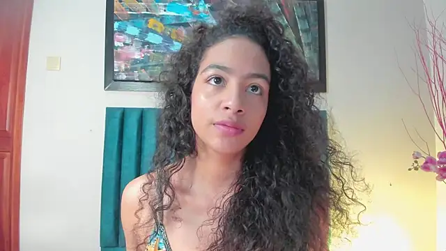 Snapshot of AntonellaHall_ chatting on 11.04.25 AntonellaHall online show from 11.04.25