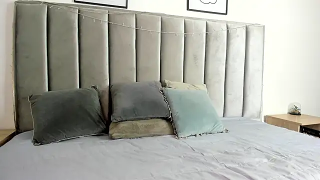 Snapshot of Laiia_Page chatting on 03.17.25 Laiia Page online show from 03.17.25