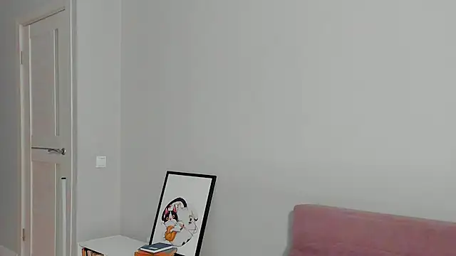 EllaSky xoxo online show from 12.14.24