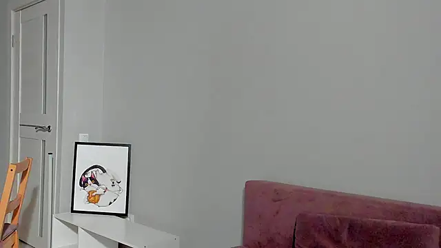 EllaSky xoxo online show from 12.18.24