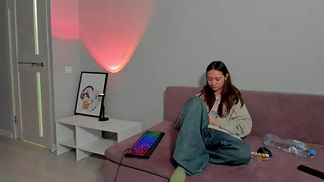 EllaSky xoxo online show from 01.21.25