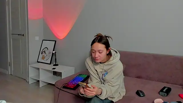 EllaSky xoxo online show from 01.22.25