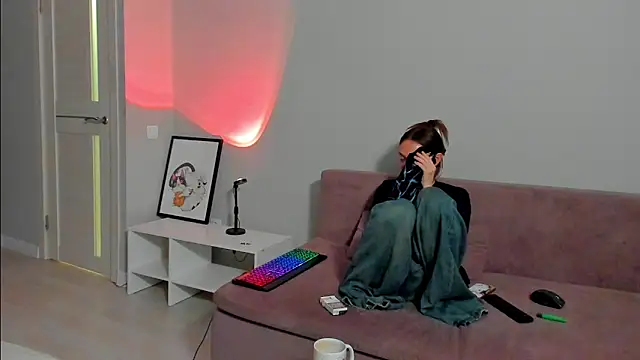 EllaSky xoxo online show from 01.25.25