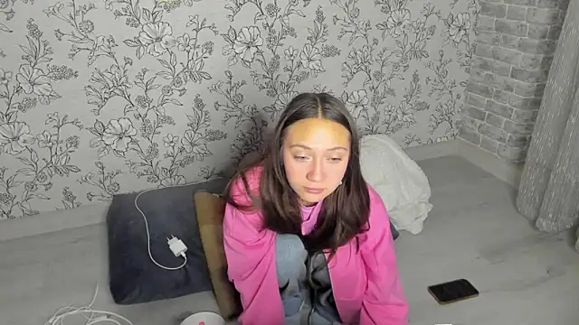 EllaSky xoxo online show from 10.22.25